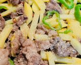 ジャガイモとピーマンのあっさり牛肉炒め作り方2写真