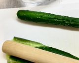 たたききゅうりの梅塩麹和え♪やみつき副菜作り方1写真