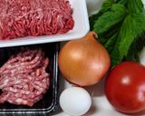 トマトと大葉で食べる💫ハンバーグ作り方1写真