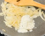 とろけるチーズが幸せ＊煮込みハンバーグ作り方6写真