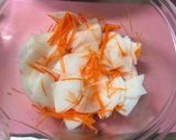 大根とにんじんの甘酒塩こうじゆず酢漬け作り方1写真