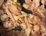 トマト缶と鶏もも肉煮込み作り方1写真