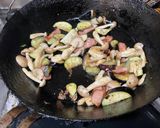 茄子としめじのペペロンチーノ作り方2写真