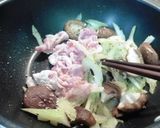 豚とセロリと椎茸の味噌ケチャップソテー作り方4写真