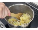 じゃがいもと玉ねぎの甘辛そぼろ煮 ★動画あり★作り方11写真