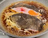 カレイと焼き豆腐の煮付け作り方1写真