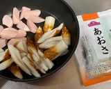 ちくわとソーセージのあおさ粉炒め作り方1写真