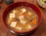前日の味噌汁に追い鰹と人参と豆腐作り方7写真