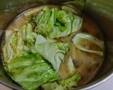 ごま油風味香る♡炒めキャベツのみそ汁作り方4写真