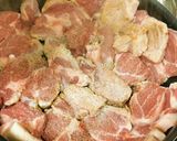 豚肩ロースのにんにく醤油焼き煮作り方1写真
