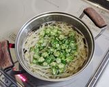 オクラとモヤシの春雨スープ作り方3写真