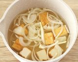 新じゃがと新玉ねぎのお味噌汁作り方5写真