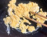 捨てないで!レタスの外葉と卵の中華風炒め作り方2写真