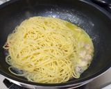 香味野菜とアサリのペペロンチーノ作り方7写真