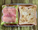 生ハムアボカドモッツァレラのホットサンド作り方3写真