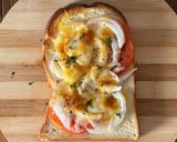 新玉ねぎとトマトの味噌マヨチーズトースト作り方5写真