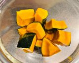 3歳と食べる＊かぼちゃとレーズンのサラダ作り方1写真