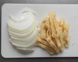 レンジで簡単☆5分で作れるたまねぎ丼。作り方1写真