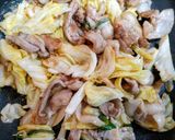 今日の夕飯簡単キャベツ豚バラ肉味噌炒主菜作り方7写真