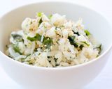 白だし・ごま油で【しらすわかめご飯】作り方3写真