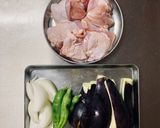 ジューシー♪鶏肉となすの揚げびたし作り方1写真