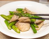 アスパラと鶏胸肉のごま油炒め作り方8写真
