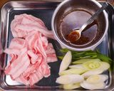 行列のうどん屋さん🍜豚バラねぎ塩ガッツリうどん🤩作り方1写真