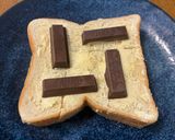 KitKatトースト アイスとベリーを添えて作り方2写真