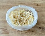【ポリ袋で簡単】もやしカニカマピリ辛和え作り方3写真