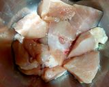 鶏肉とズッキーニのペペロン炒め作り方1写真