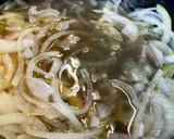 さば水煮缶で玉ねぎあんかけ　生姜　片栗粉作り方3写真