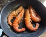 市販のソース活用！海老トマトスパゲティ作り方3写真