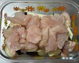 簡単!茄子と鶏胸肉のレンジ蒸し♪作り方3写真