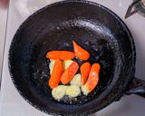 チョリソーと小松菜のニンニク炒め作り方3写真