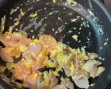 超簡単　魚肉ソーセージオーロラソース炒め作り方3写真