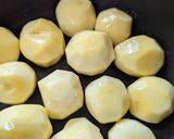 小さい新じゃがいもとツナの煮物作り方2写真
