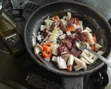 鳥レバーのスタミナニンニクワイン蒸し作り方4写真