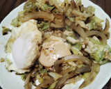 目玉焼きと玉ねぎとキャベツの生姜焼き作り方4写真