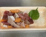 お刺身の切り落としで！ 海鮮ユッケ作り方1写真