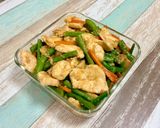 鶏むね肉とインゲンと人参とエノキの生姜焼き作り方11写真