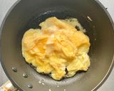 豚ひき肉と豆苗と卵の中華炒め作り方3写真