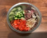 鰹のたたきと夏野菜のコロコロサラダ作り方1写真