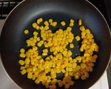 簡単☆モロヘイヤ＆コーンのバター醤油炒め作り方2写真