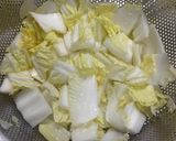 鳥もも肉、なめこ、白菜味噌鍋作り方1写真