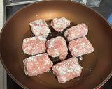 節約の味方！簡単ボリューミーな肉巻き豆腐作り方3写真
