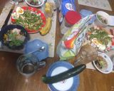 サバ味噌煮缶と豆苗のサラダ作り方1写真