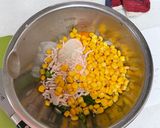 簡単！コーンとスライス野菜の白だしスープ作り方1写真