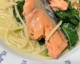 簡単　コーンポタージュほうれん草鮭パスタ作り方15写真