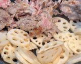 今夜の晩御飯に♩豚こま肉と蓮根の甘酢炒め作り方3写真