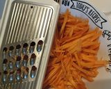 お弁当にも！塩だけなのに甘い！レンジで人参ナムル作り方1写真
